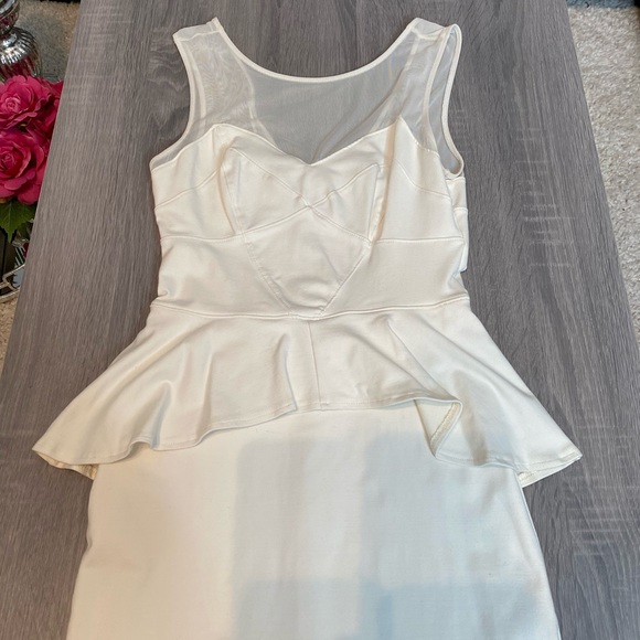 Bebe dress - Picture 3 of 6